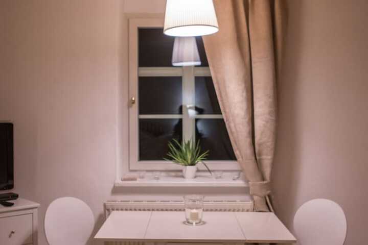 Room 5 of 60