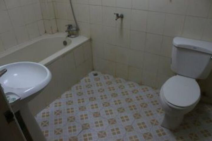 Room 2 of 16