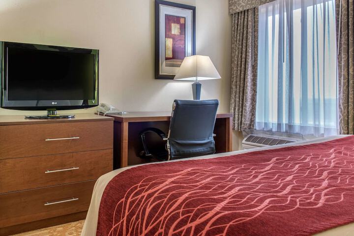 Room 8 of 36