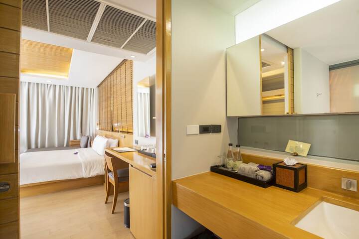 Room 19 of 231