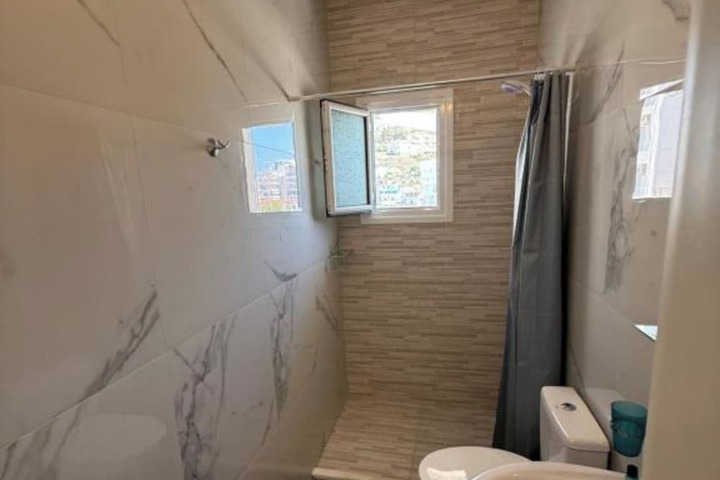 Room 72 of 88