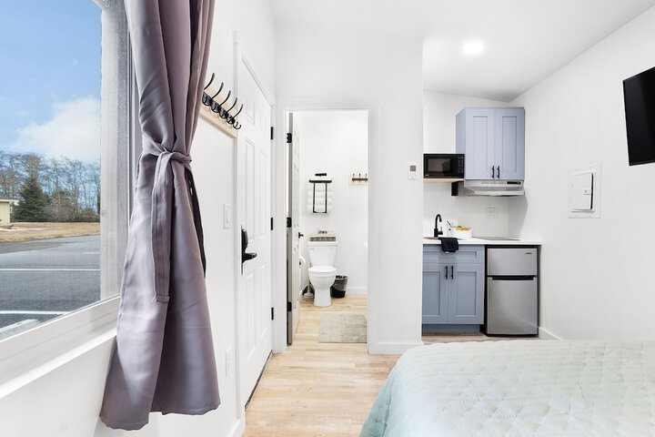 Room 35 of 63