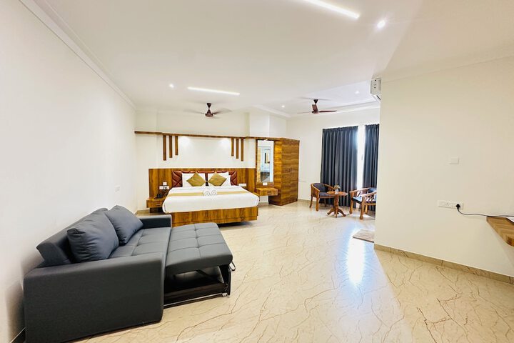 Room 33 of 94