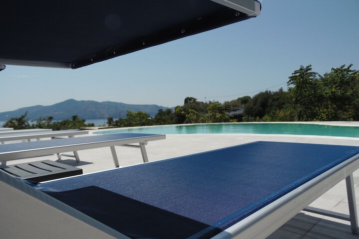 Pools & Facilities