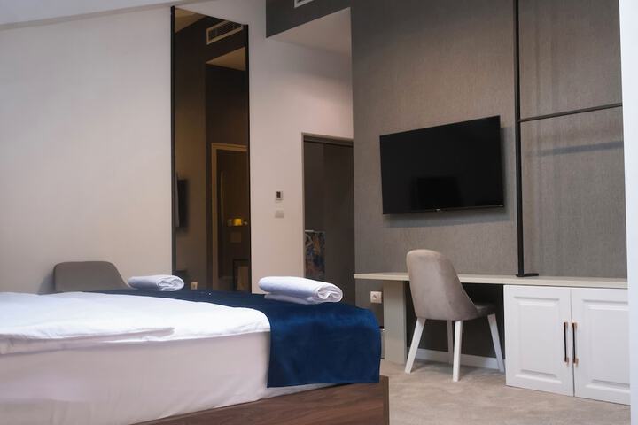 Room 12 of 55