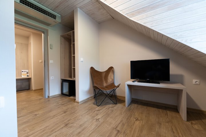 Room 75 of 138
