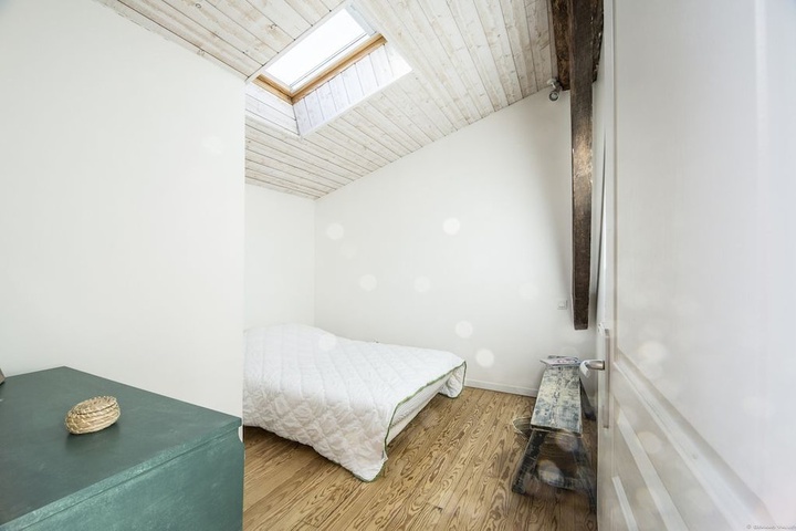 Room 3 of 22