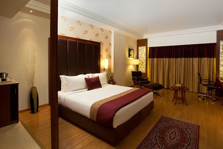 Room 4 of 57