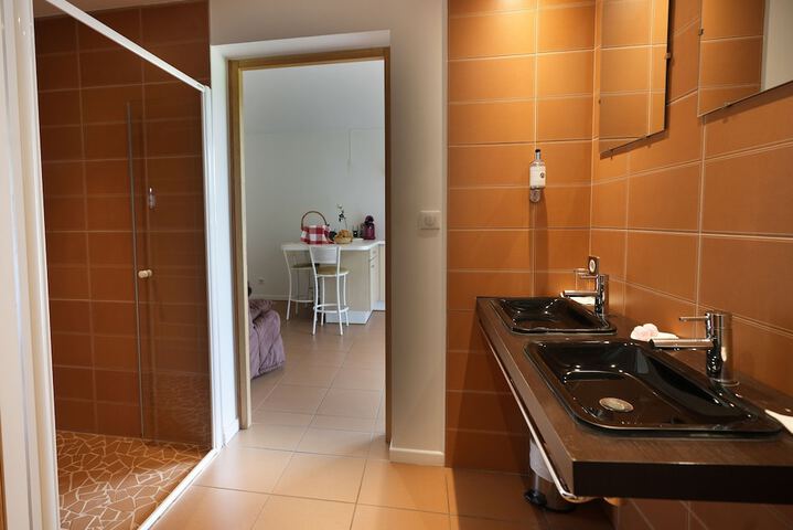 Clean Restrooms