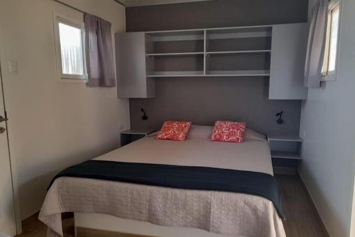 Room 2 of 4