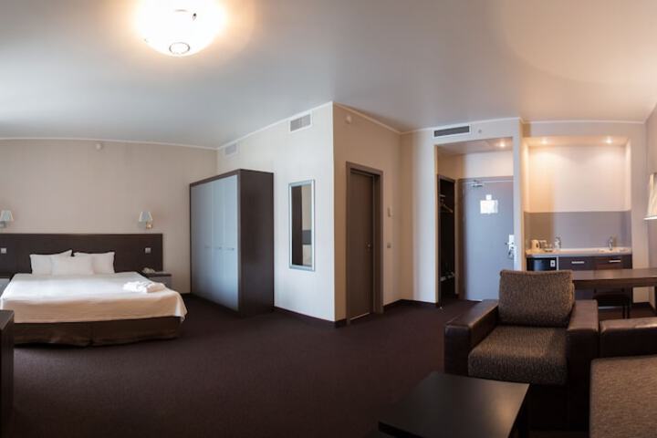 Room 20 of 110