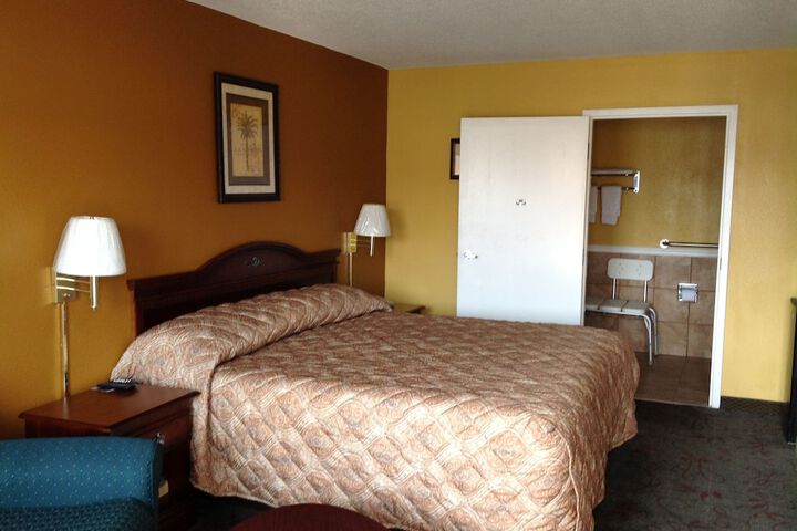 Room 20 of 36