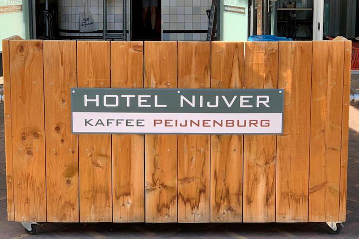 Hotel 66 of 68