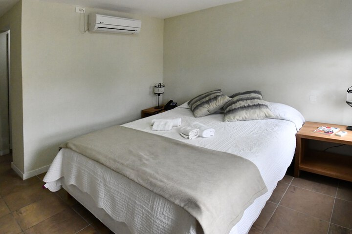 Room 82 of 118