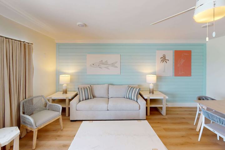 Room 43 of 115