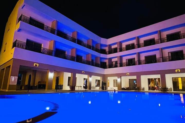Pool 22 of 37