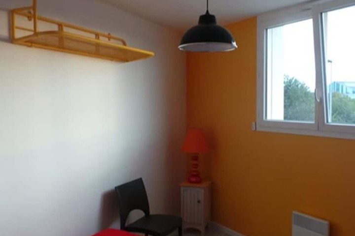 Room 5 of 25