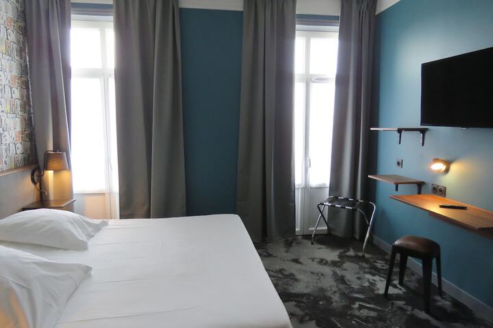 Room 7 of 36