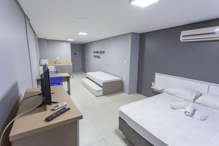 Room 11 of 36
