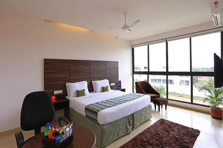 NAMSTAY - The Oasis Hotel
