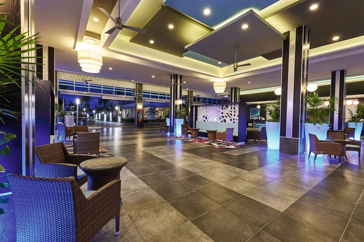 Hotel Interior 4 of 90