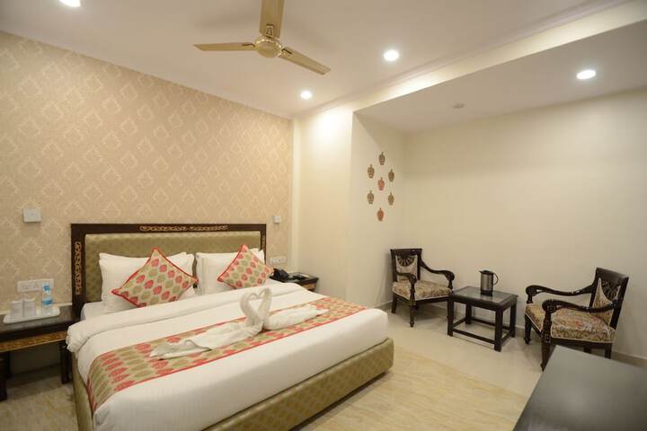 Room 15 of 31