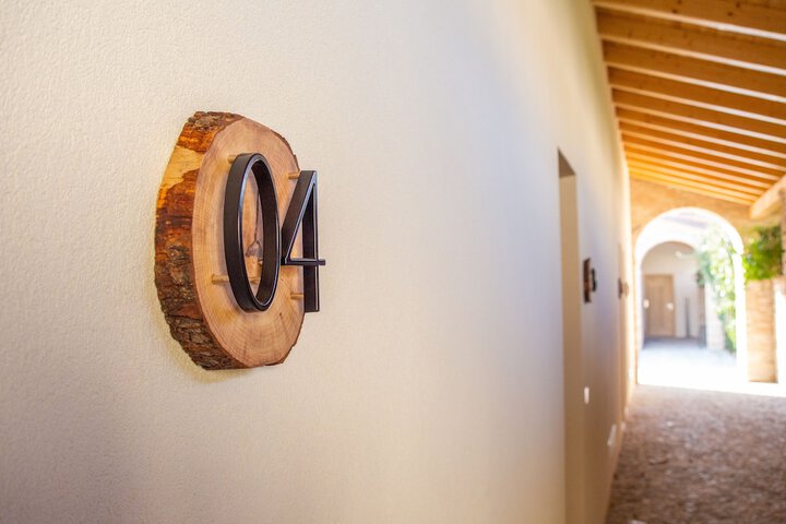 Hotel 53 of 55