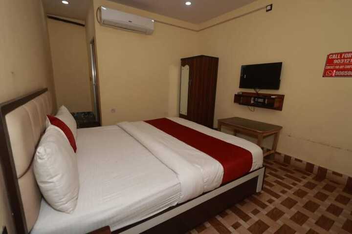 Room 2 of 7