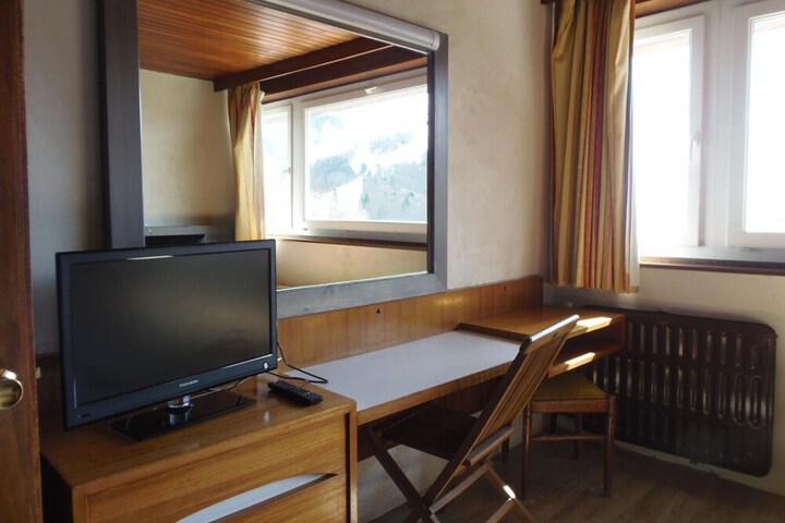 Room 18 of 52