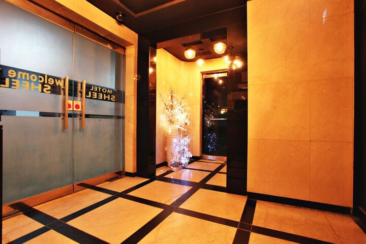 Hotel Interior 4 of 92