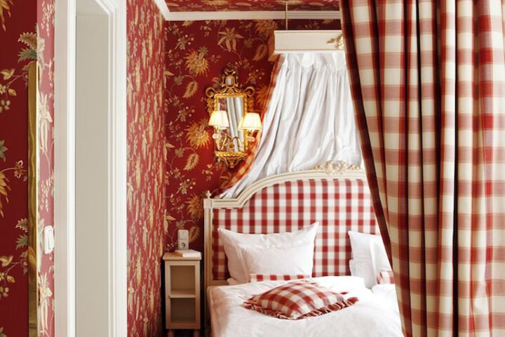 Room 19 of 55