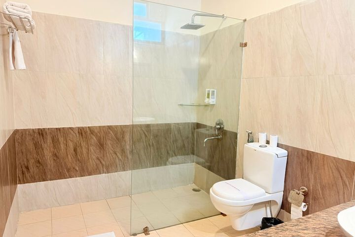 Clean Restrooms