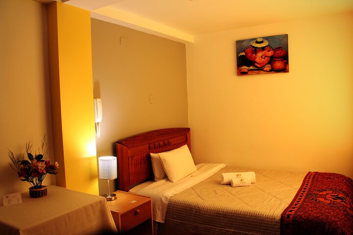 Room 7 of 28