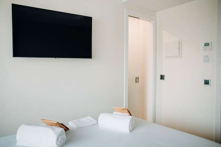 Room 46 of 164