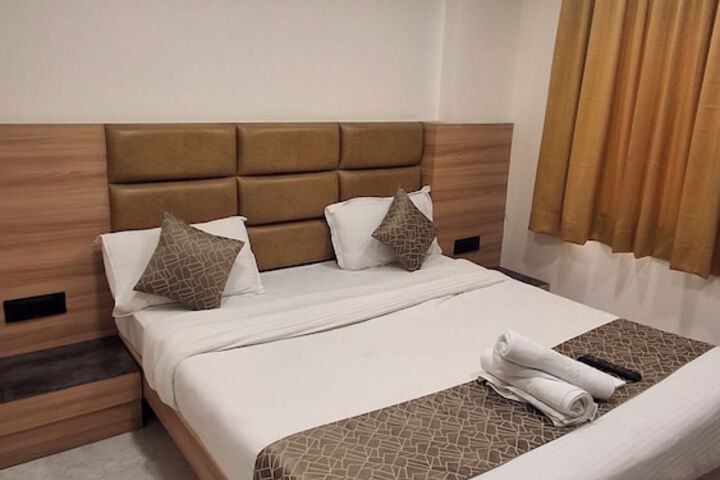 Room 20 of 33