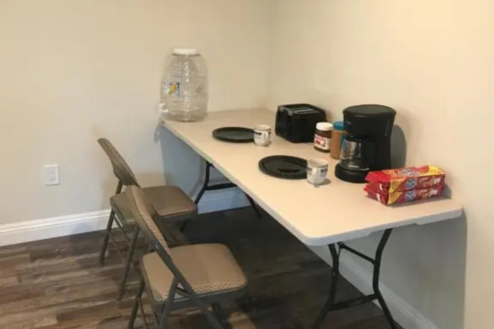 Room 2 of 7