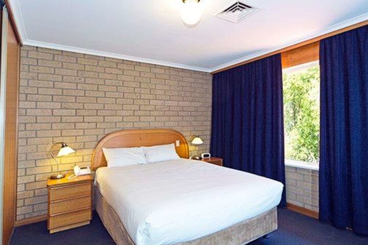 Room 19 of 71