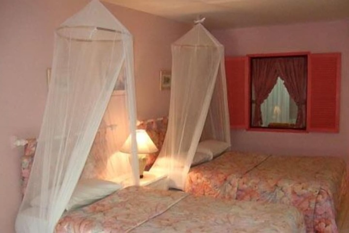 Room 10 of 71