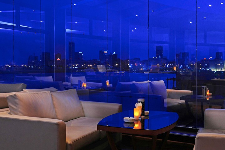 Lounge 124 of 142