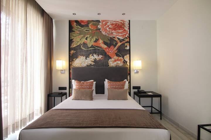 Room 35 of 82