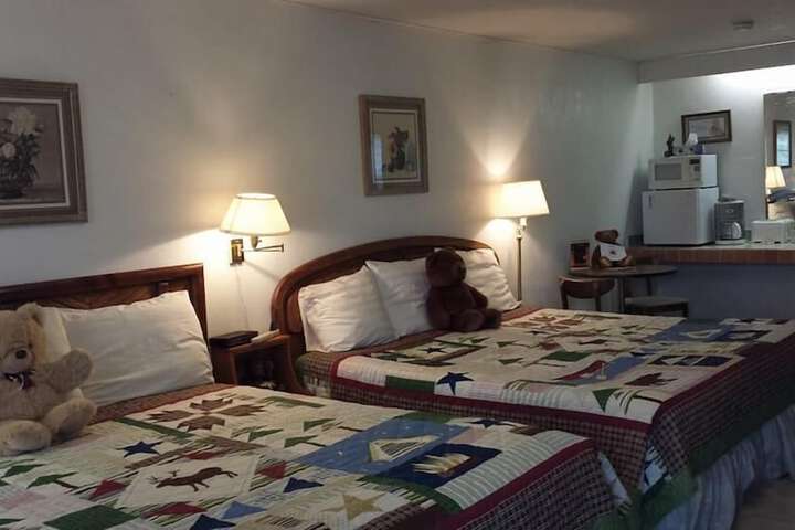 Room 48 of 90