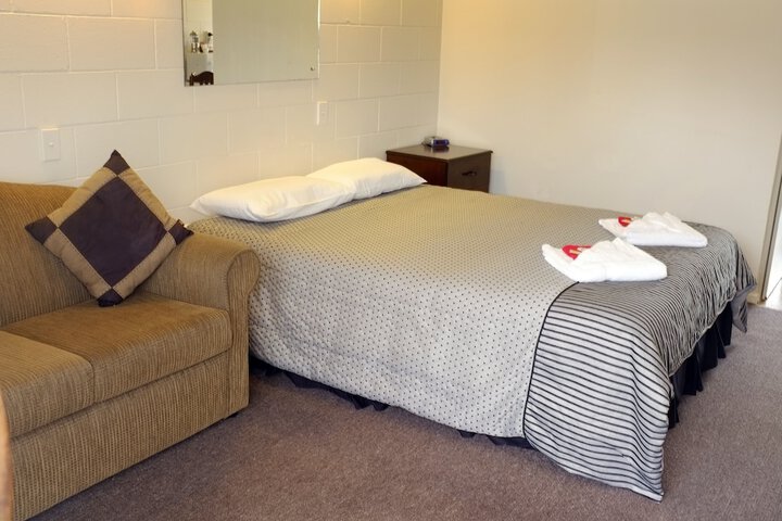 Room 5 of 35