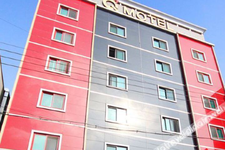 Q7 Motel Sacheon