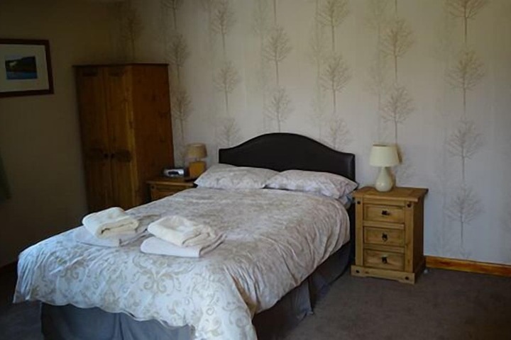 Room 13 of 61