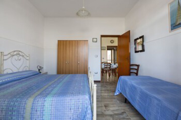 Room 97 of 113