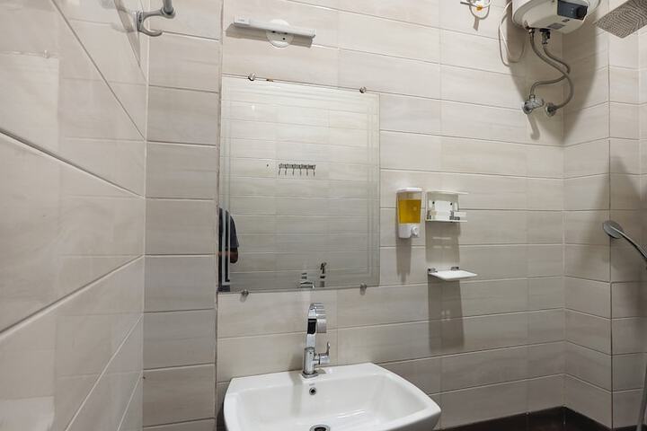 Room 62 of 111
