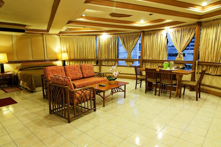 Room 39 of 66