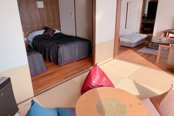 Room 17 of 85