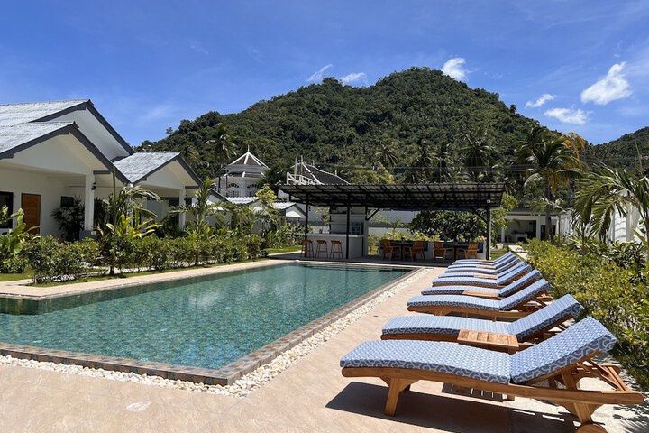 Pool 38 of 68