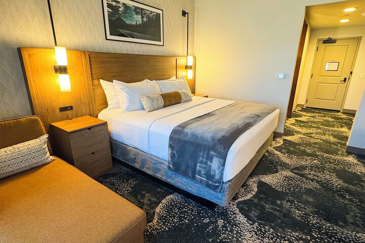 Room 14 of 34